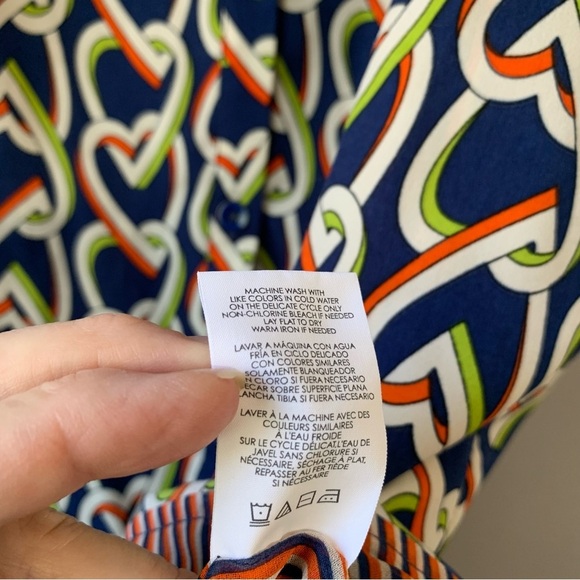 CAbi Amour 5370 multi abstract interlocking heart sleeveless shirt dress. Size S - Picture 10 of 10